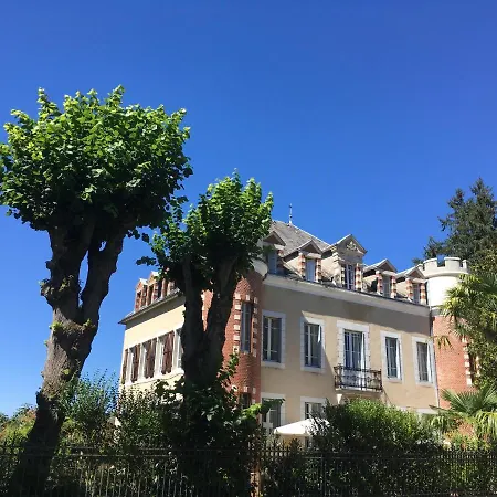 Le Chateau 2*